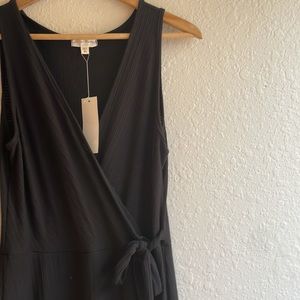 GORGEOUS breezy faux-wrap dress in size XL